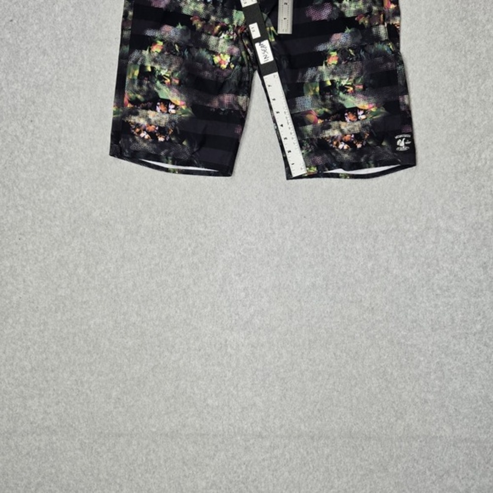 Vans Men Shorts 30 Black Floral Swimwear VANPHIBIAN Boardshorts - Picture 7 of 12